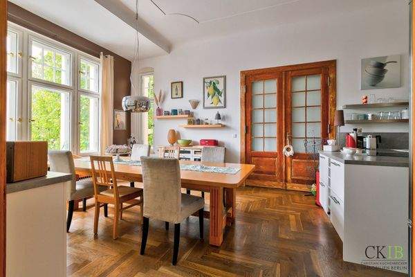 Küchen- und Essbereich