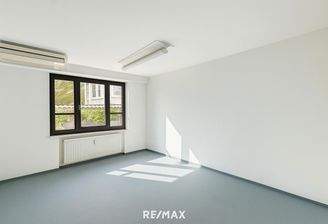 Behandlungsraum 2 (bearbeitet)