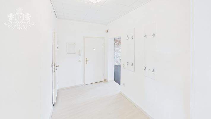 89e0a4c5dd6a4fc79752323e51f49fc6_95_CAM01984G0-PR0465-STILL012