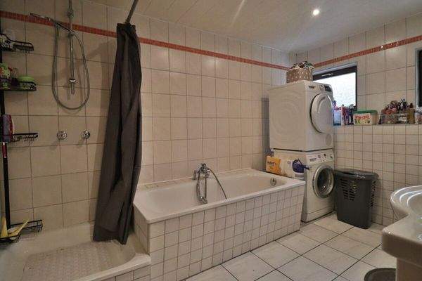 ELW - Dusch-und Wannenbad