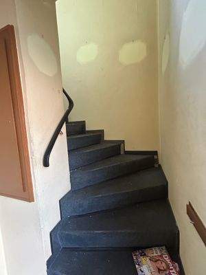 Treppe zum 1. OG