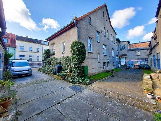 Ansicht Rückseite und Innenhof