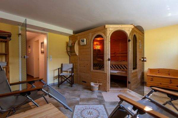 Sauna mit Ruhebereic