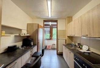 1. OG - Küche mit Zugang zur Loggia