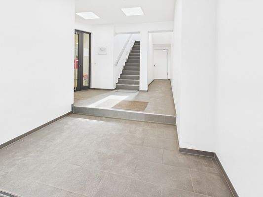 Eingangsbereich EG -3-