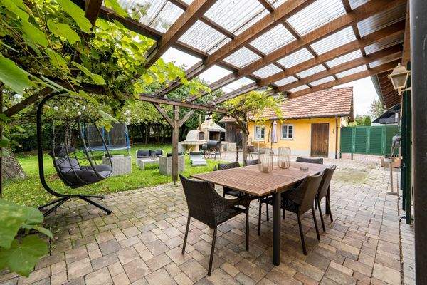 Überdachte Terrasse