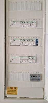 Neue Elektrik mit FI-Schutzschalter