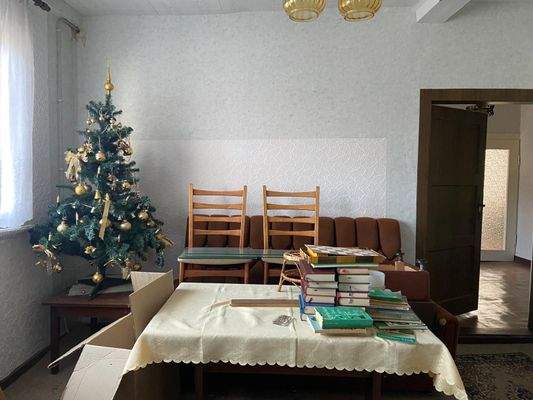 Wohnhaus OG Zimmer 2 Bild 2