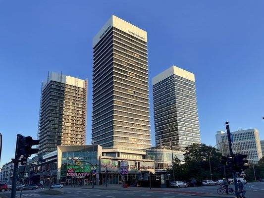 Regus_Mundsburgtower_Germany_Centre 3914_Building 