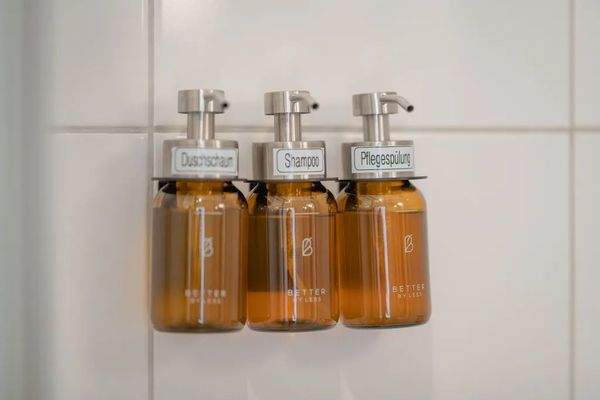 6403b6d4-a102-4c37-876c-6342216c5907