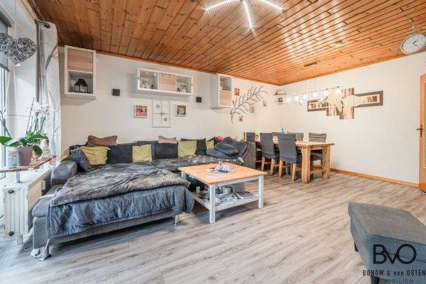 Großzügiges Wohnzimmer