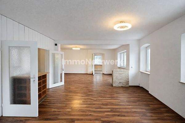 große Wohnung 1 OG  Wohnzimmer