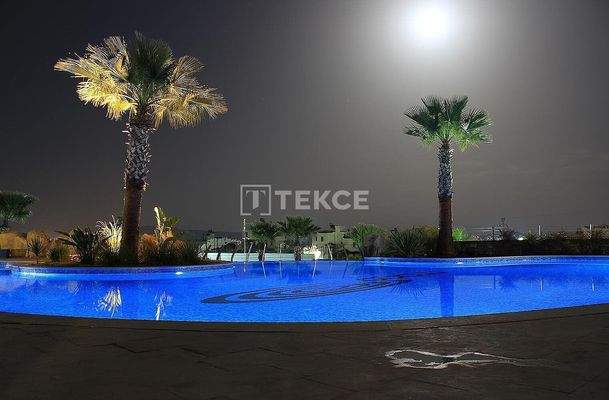 Sea-View Duplex Apartment with Balcony in Horizon Sky Resort in Muğla