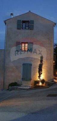 1696273758_c9fecc3e-23b2-4b60-b34d-2448db23222a