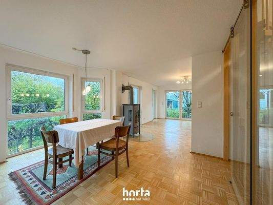 Wohn-/Esszimmer Ansicht 3