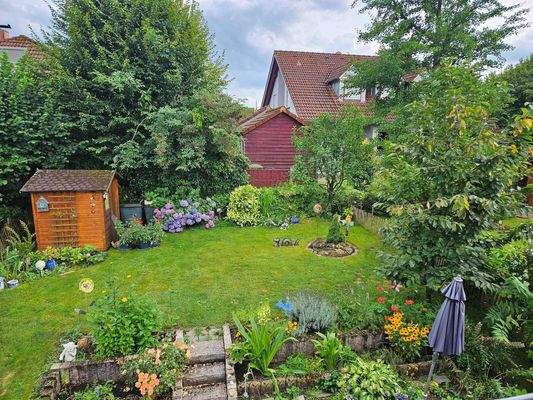 Blick in den Nachbargarten