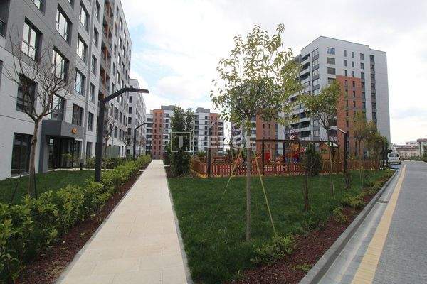 Spacious Apartments 100 Meters to Metro Station in Bağcılar