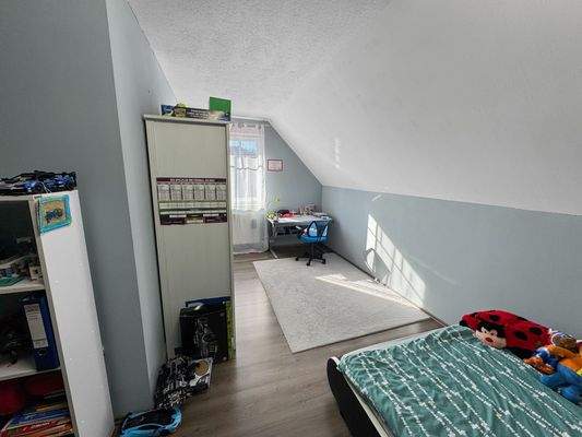 Schlafzimmer 2 im OG