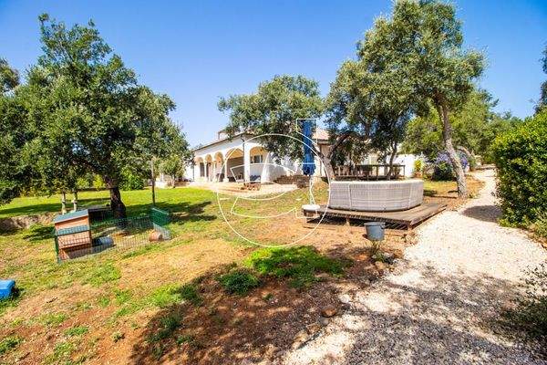 Großzügiges Anwesen