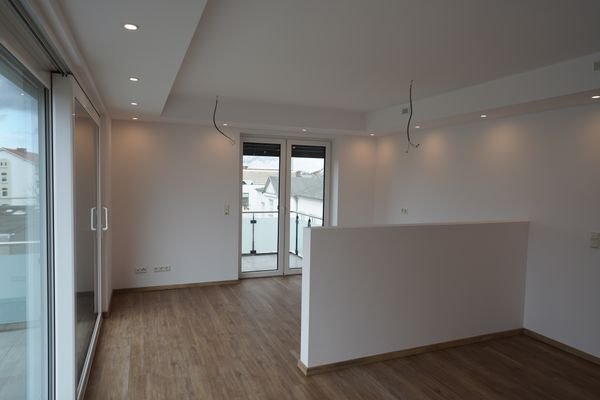 Blick Wohnbereich in Küche