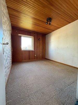 Zimmer zur Eingangsseite