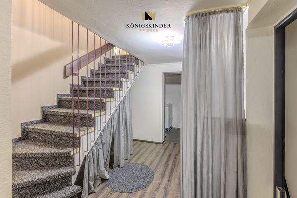 Treppe EG in den Keller