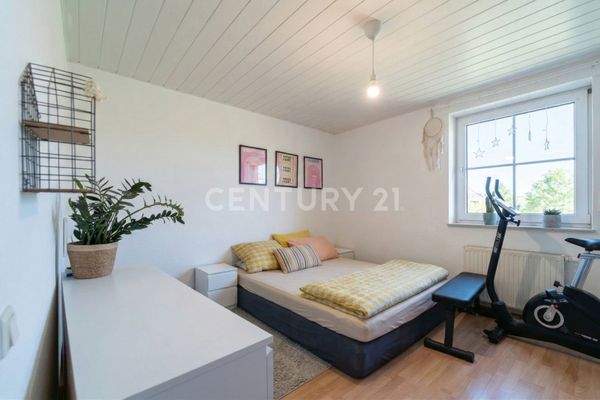 Großes Schlafzimmer