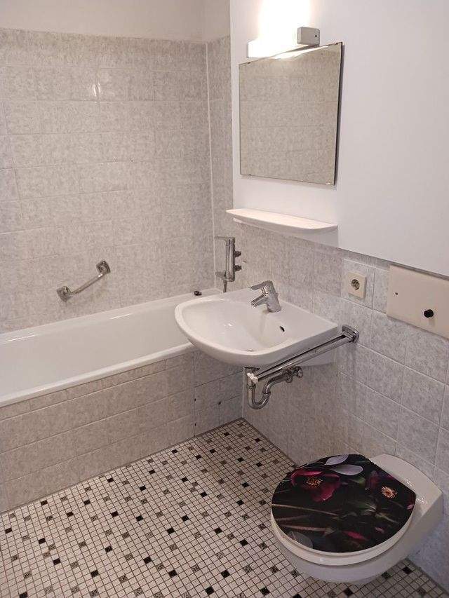 Gemütliche 1,5-Zimmer-Wohnung mit TG-Stellplatz (Doppelparker) in Top Lage - Photo 3