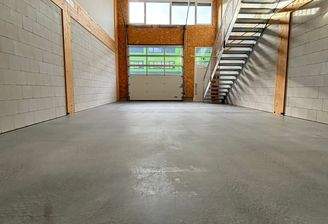 Erdgeschoss_Tor geschlossen.jpeg