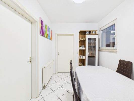 Küche mit Essbereich 