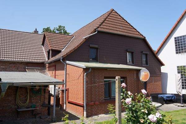 Gartenseite / Terrasse