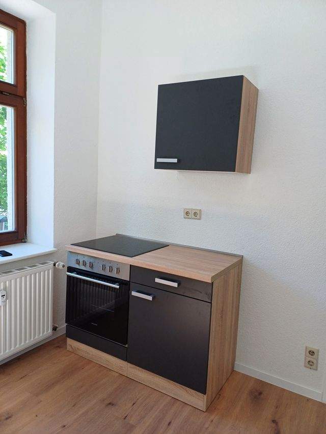 Neu sanierte 3 Raum Wohnung Zwickau Pölbitz ab sofort zu vermieten - Photo 1