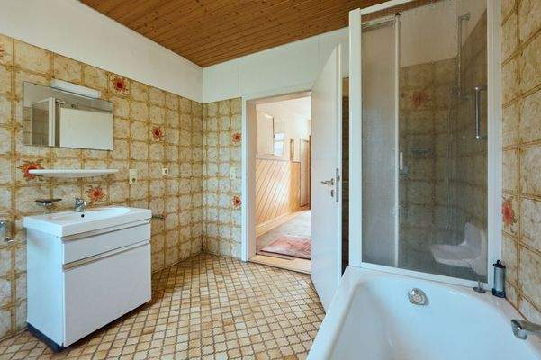 2. Obergeschoss, Bad