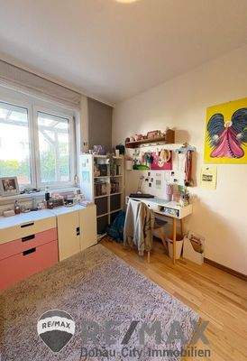 07. Zimmer mit Schrankraum