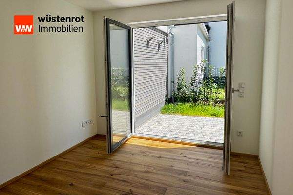 Zimmer 2 mit Zugang Ost-Terrsse