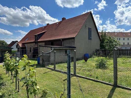 Bauernhaus - Gartenansicht  