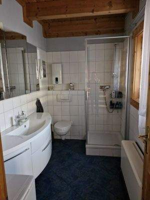kleines Bad im EG