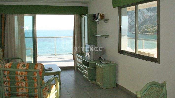 Beachfront and Sea View Aparments in Calpe Alicante
