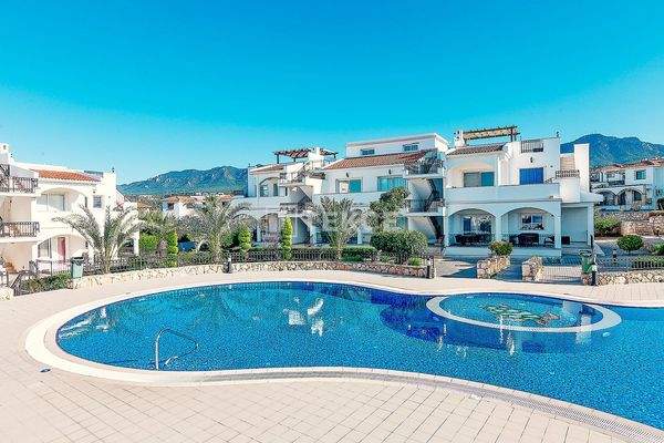 Apartments in a Complex with Rich Amenities in Esentepe Girne