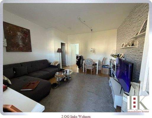 2.OG links Wohnen