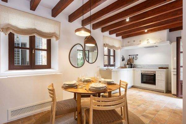 Dorfhaus mit Bergblick zum Verkauf in Deiya, Mallorca