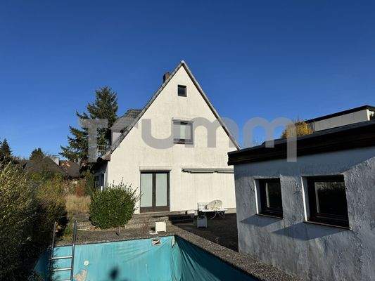 Einzel-/Doppelhausbebauung möglich