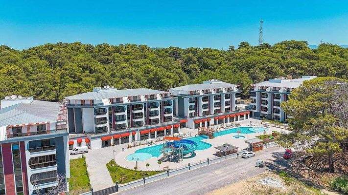 Turquoise Property22.jpg