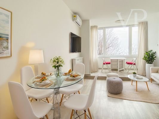 B693E69B-95B3-4E79-89B3-3911128BE92B - Dining Room - Scandinavian - 1