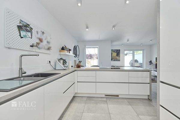 Moderne Einbauküche 