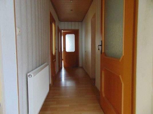 Flur DHH vor Entkernung