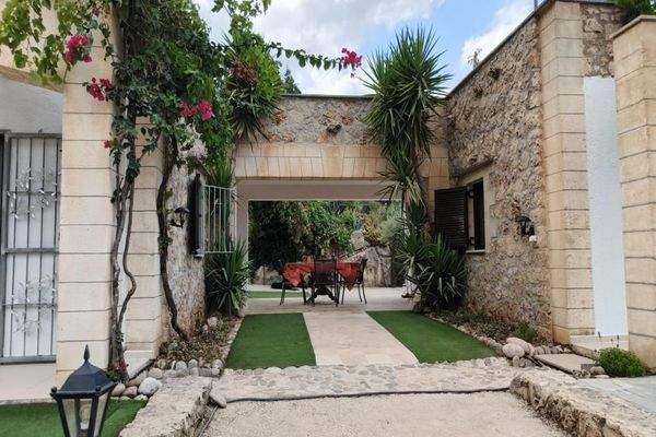 Kreta, Pemonia: Ruhiges und weitläufiges Anwesen zu verkaufen