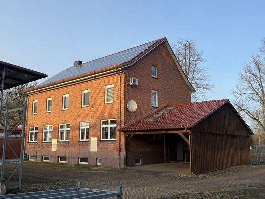 Wohn-& Bürogebäude