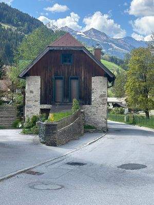 Ansicht vom Dorfplatz