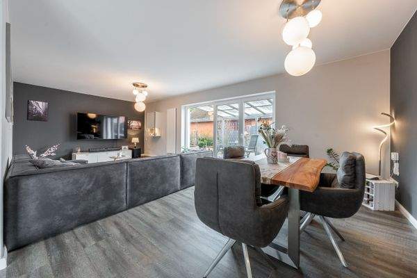 DI | Forbes Global Properties